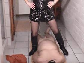 Vorschaubild vom Privatporno mit dem Titel "Natursekt ins Maul" von Lady-Sannah