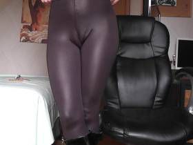 Vorschaubild vom Privatporno mit dem Titel "Leggins" von nylon_schlampe