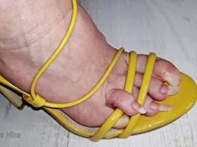 Hooked In Yellow Heels