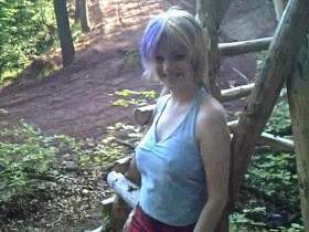 Vorschaubild vom Privatporno mit dem Titel "Camping: Unterwegs lasse ich was sehen ;-)" von Steffi4U