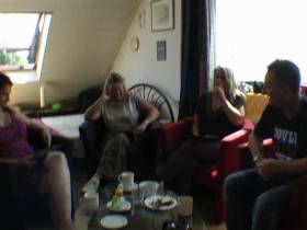 Vorschaubild vom Privatporno mit dem Titel "3 I-Pads für 3 Milfs, Kohle oder Sex?" von diegeileanita