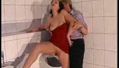WICHSRAUSCH 2 DIE TOILETTE