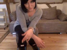 Vorschaubild vom Privatporno mit dem Titel "Komm auf meine Hunters!" von Miss-Doertie