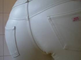 Vorschaubild vom Privatporno mit dem Titel "M60 Leder - Reib Deinen Schwanz" von EvilBitch