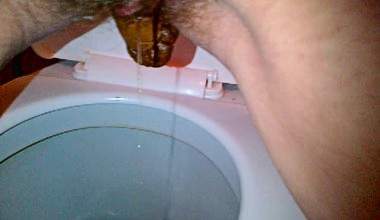 Scheiße aus in der Toilette