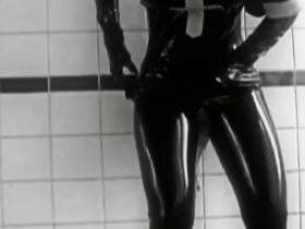 EXTREME RUBBER TIDE