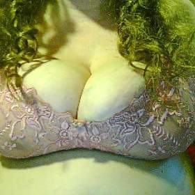 Vollbusige100dd - Reife MILF (51) MILF aus Deutschland