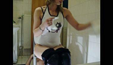 Mann als Toilette missbraucht