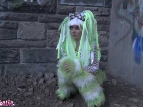 Vorschaubild vom Privatporno mit dem Titel "Cyber Goth Bitch fies benutzt" von Nasse-Laila