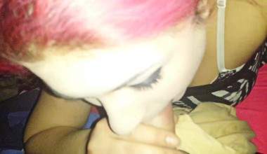 Kumpel seine morgenlatte weg geblasen und gewichst