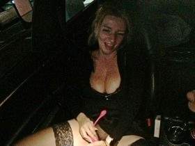 public im auto lutschen und dirty talk