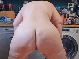 Endless pissing from behind