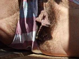 Vorschaubild vom Privatporno mit dem Titel "Auf Dem Hochsitz" von Penelope