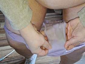 I'm horny and my panties are wet