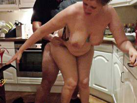 Vorschaubild vom Privatporno mit dem Titel "Auf den Arsch gespritzt" von SexyLeni