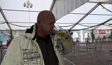 Chef ins Bier gepisst