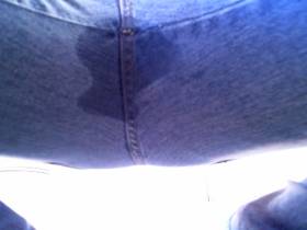 Vorschaubild vom Privatporno mit dem Titel "Es muss dringend raus" von EvilBitch