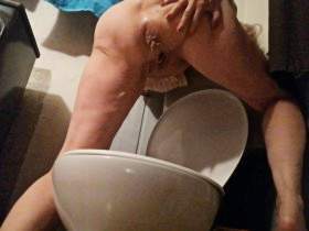 Caviar and sparkling ****