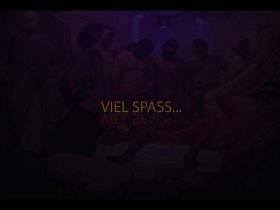 Gianina Arschgefickt auf der Sexschaukel