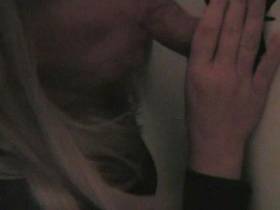 Vorschaubild vom Privatporno mit dem Titel "GLORY-HOLE - alles in den mund" von 6hexxe