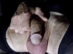 In Nylons einfach lospissen