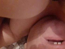 Pussy und Arsch einer Blondine