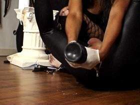 Vorschaubild vom Privatporno mit dem Titel "Anal und Abmelken 5" von SMBoy