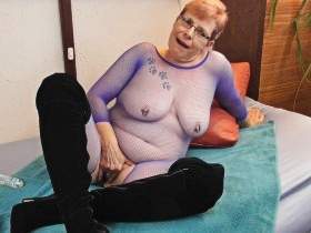 My wet solo trip, masturbating until pussy juice squirts...