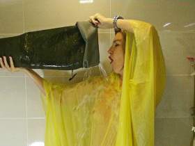 Shower in the rain cape and fill up with water in waders