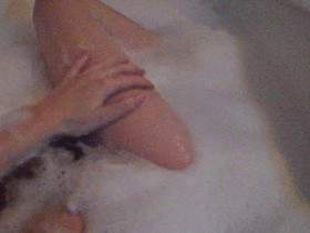 Come to me in the bath:}