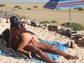 Hot amateur sex on the tropical beach