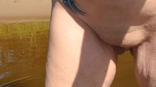 USERWUNSCH in den Fluss GEKACKT