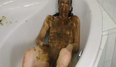 In der Badewanne Teil 2