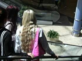 Vorschaubild vom Privatporno mit dem Titel "Zwei Bitches auf Shoppingtour" von FeuchteSchnecke