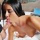 Latina Model mag es blank gefickt zu werden