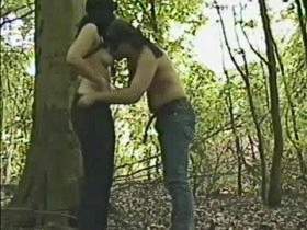 Fick between trees