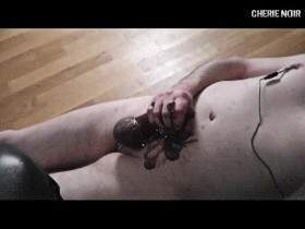 Vorschaubild vom Privatporno mit dem Titel "Schokoladiges Kopfkino" von CherieNoir