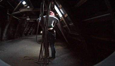 Bitte fessele meine Titten