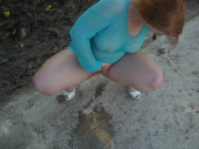 Vorschaubild vom Privatporno mit dem Titel "Schlampe pisst geil ab" von sexyvenushuegel