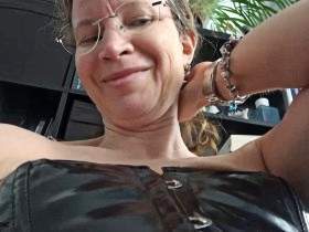 Ich halte dich in meinem Arm