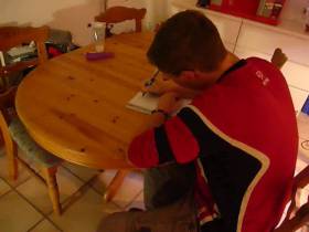 Vorschaubild vom Privatporno mit dem Titel "Nachhilfe für 18 jährigen Teenboy" von sexy-eve