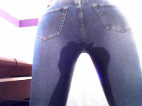 Vorschaubild vom Privatporno mit dem Titel "Pissen - endlich...." von EvilBitch