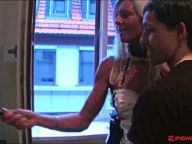 Vorschaubild vom Privatporno mit dem Titel "Schamlos ausgenutzt: Jungspritzer (19) fickt mich durch" von Ramona_Deluxe