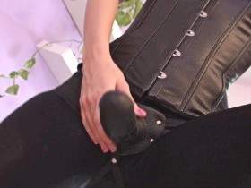 Vorschaubild vom Privatporno mit dem Titel "Heute bläst Du meinen Schwanz!" von XelinaRox