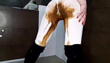 Yoga Tights Messy Boots