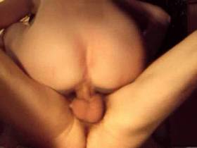 Vorschaubild vom Privatporno mit dem Titel "Wohnzimmer Fickerei!" von IchWillFicken