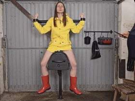 Stinky socks on the Sybian