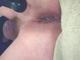 Analfotze stretched and fucked with dido
