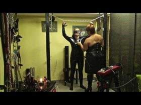 Leichtes Spanking...