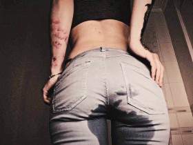 WET JEANS PANTYPOOPING SHIT SMEARING